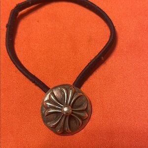 Chrome Hearts Black

hair tie with Silver Floral Charm